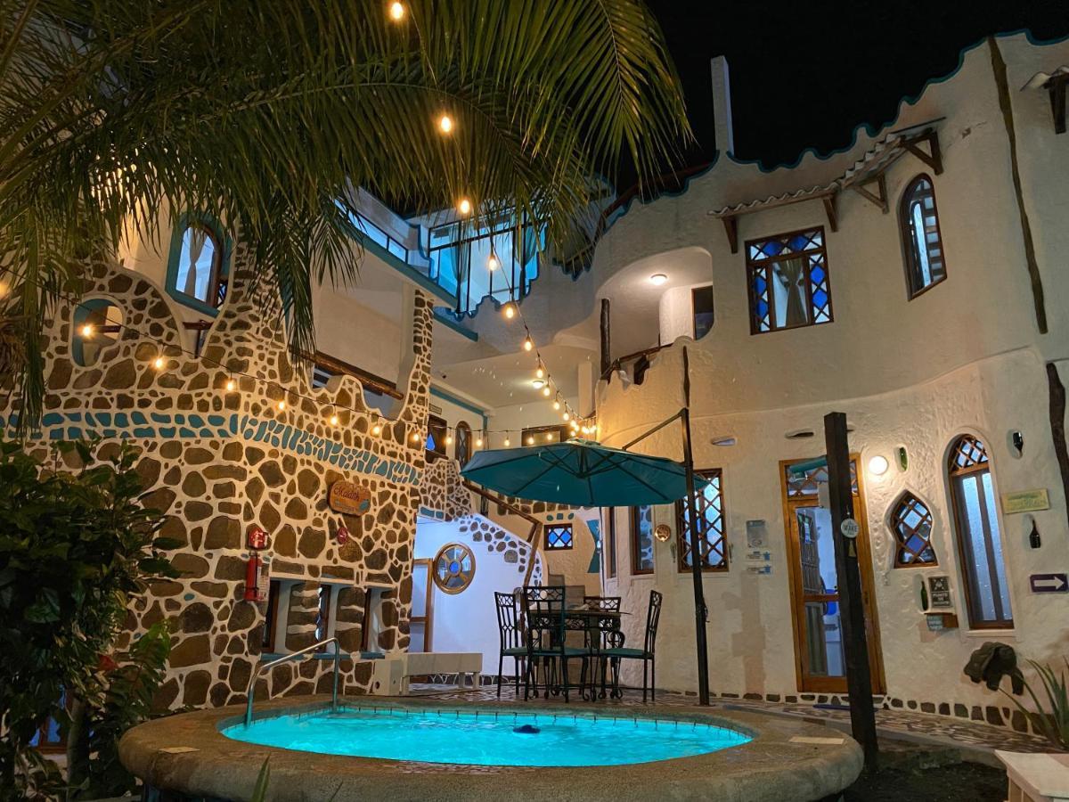 פורטו איורה Maidith Galapagos Inn מראה חיצוני תמונה