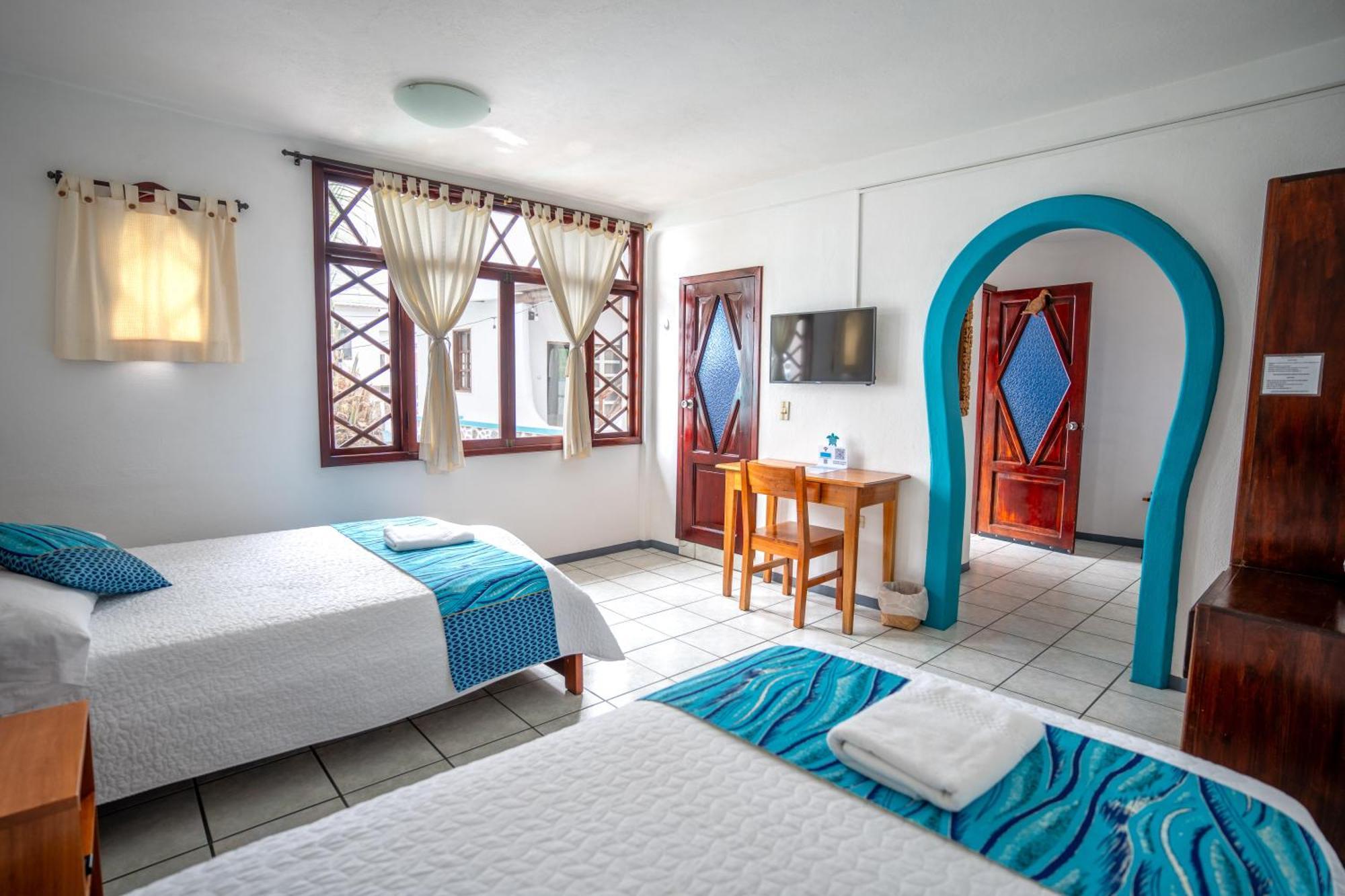 פורטו איורה Maidith Galapagos Inn מראה חיצוני תמונה